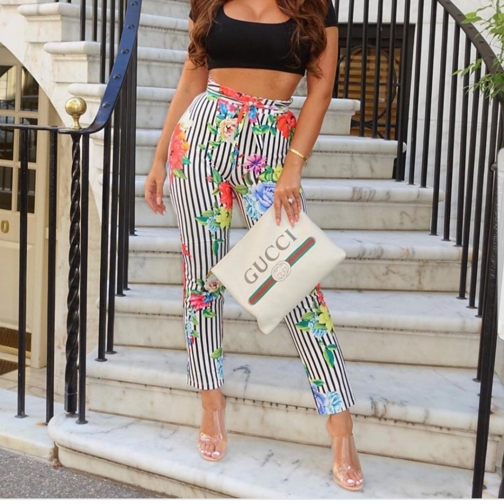 Tie waist floral ankle pants